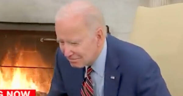 BIZARRE BEHAVIOR: Dazed Biden Stares into Space for 45 Seconds as Reporters Scream Questions